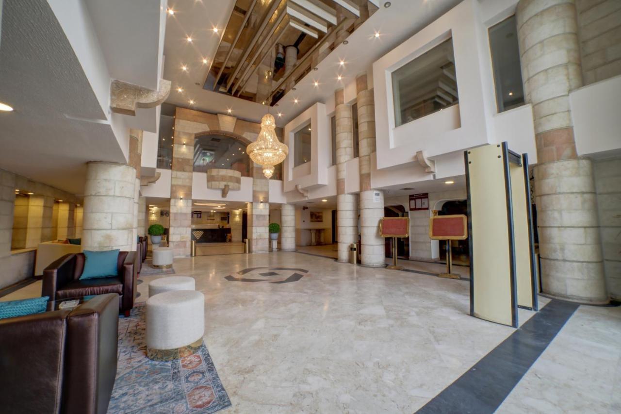 Crystal Hotel Aqaba Exterior photo