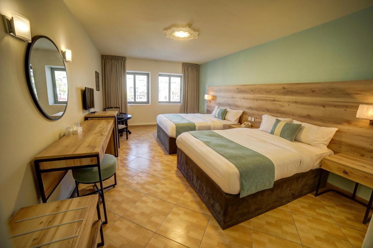 Crystal Hotel Aqaba Exterior photo