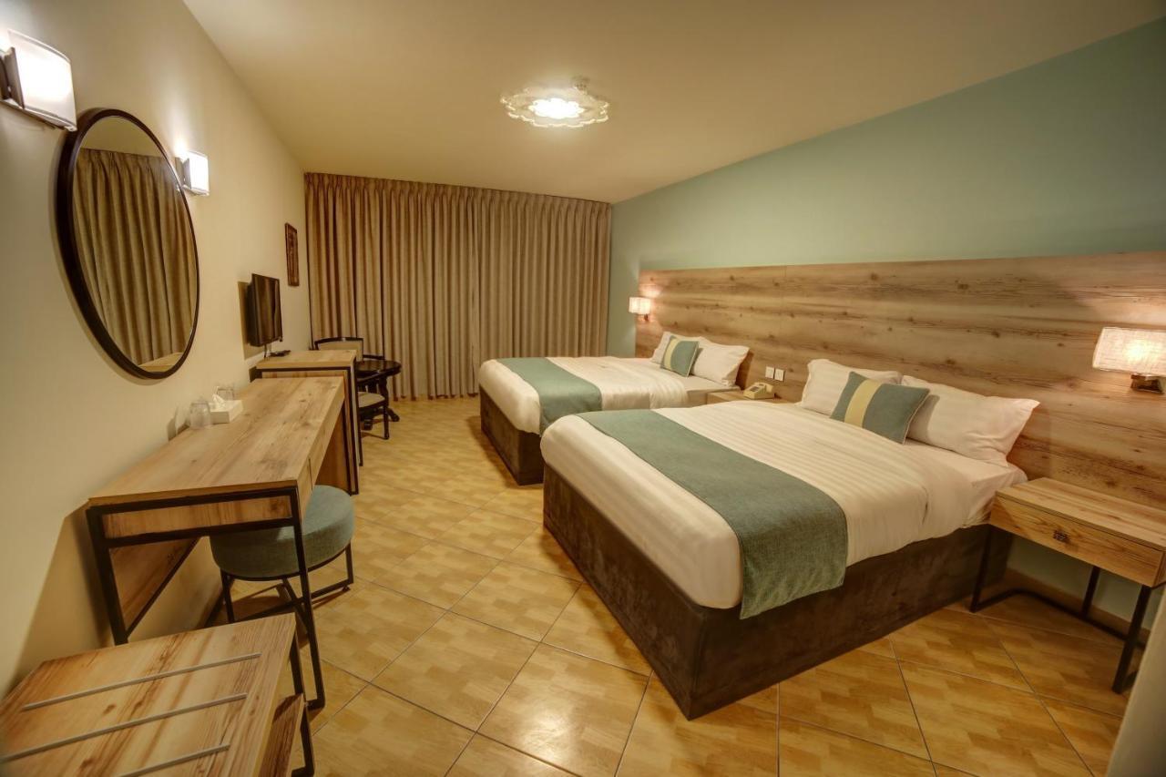 Crystal Hotel Aqaba Exterior photo