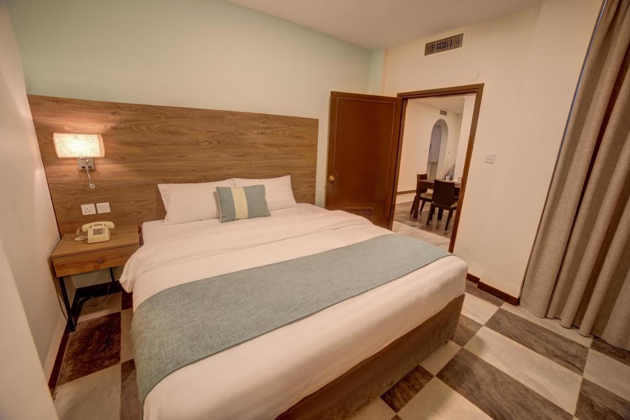 Crystal Hotel Aqaba Exterior photo