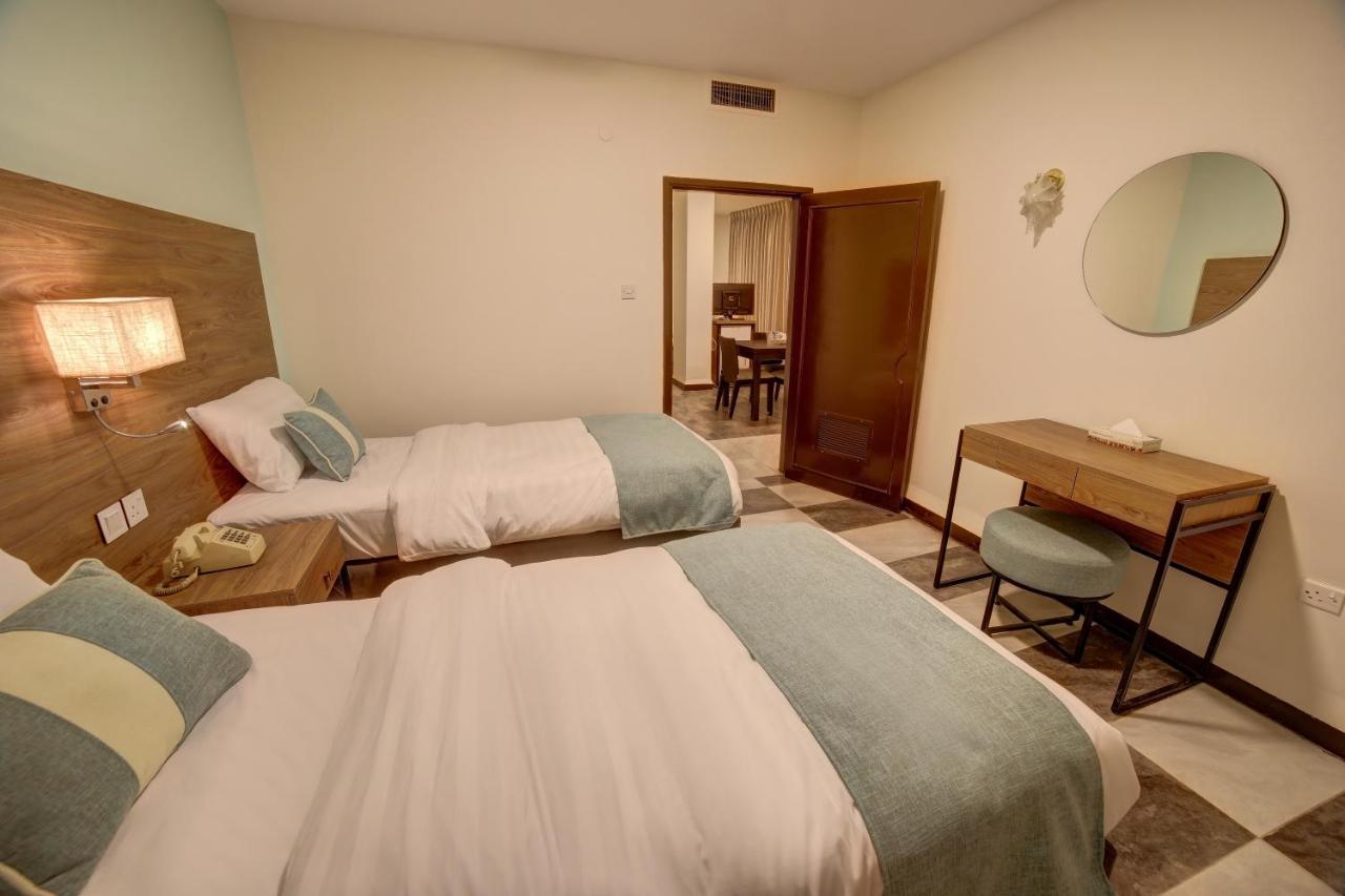 Crystal Hotel Aqaba Exterior photo